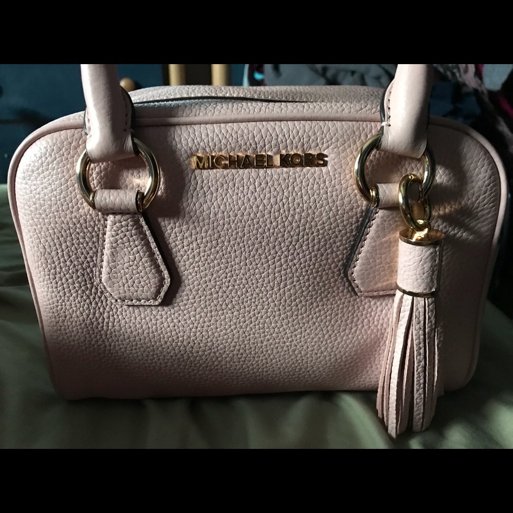 BRAND NEW Michael Kors purse! 🎀